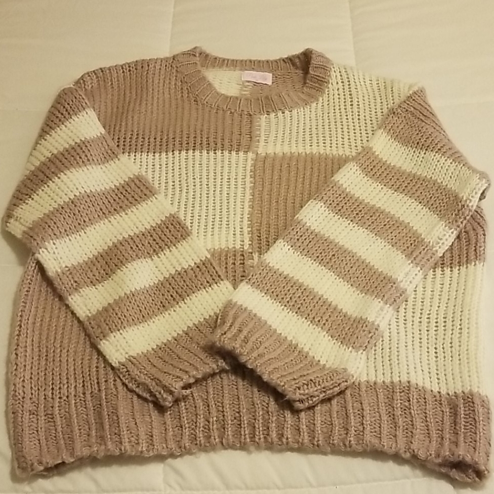 3/$15 Pink Lily sweater